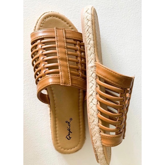 Qupid Shoes - NWT espadrille slides